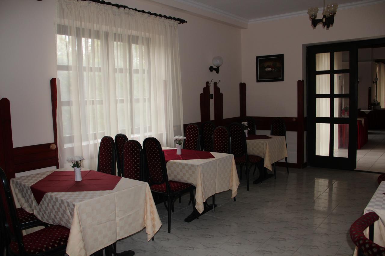 Karikas Hotel Hajdúszoboszló Exterior foto